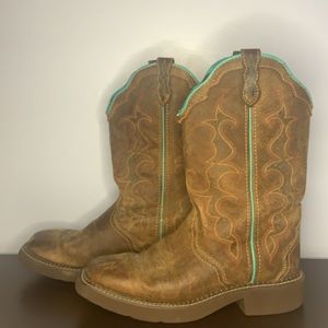 Justin Gypsy real leather boots